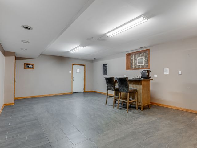 3219 N Richmond Street, Chicago, IL 60618