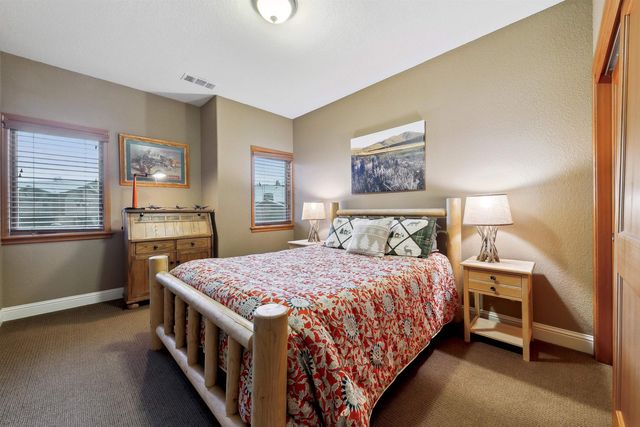 11898 Hope Court, Truckee, CA 96161