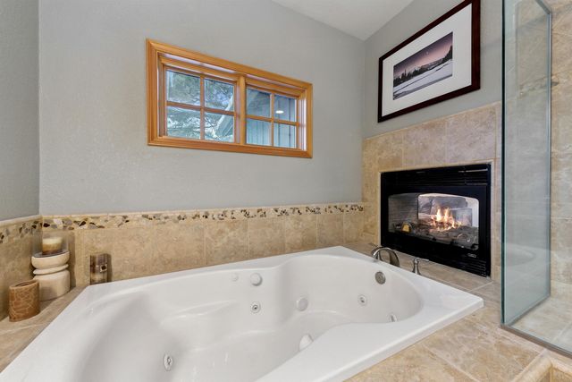 11898 Hope Court, Truckee, CA 96161