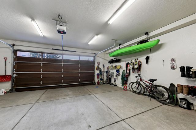 11898 Hope Court, Truckee, CA 96161