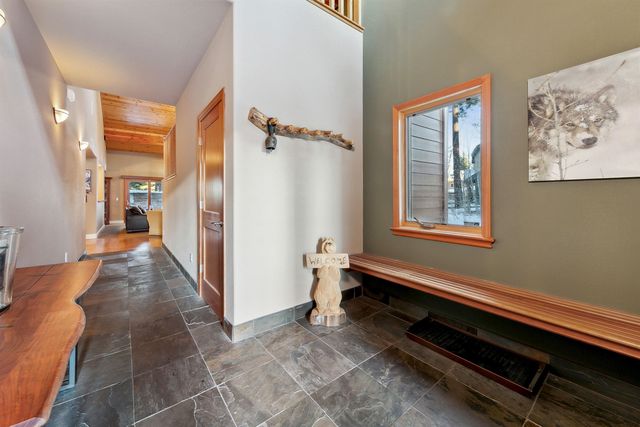 11898 Hope Court, Truckee, CA 96161