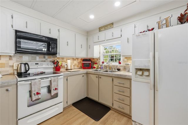 2100 KINGS HIGHWAY 394, Port Charlotte, FL 33980