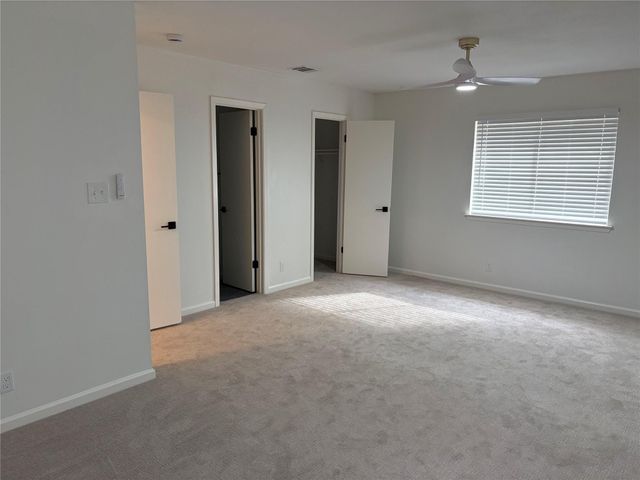 10510 School House LN, Austin, TX 78750