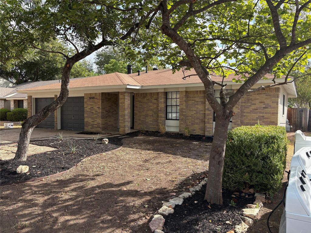 10510 School House LN, Austin, TX 78750