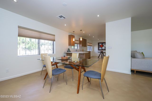 2791 W Casas Circle, Tucson, AZ 85742