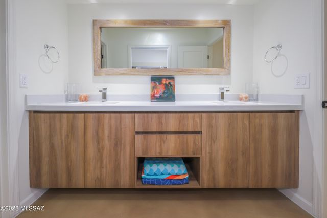 2791 W Casas Circle, Tucson, AZ 85742