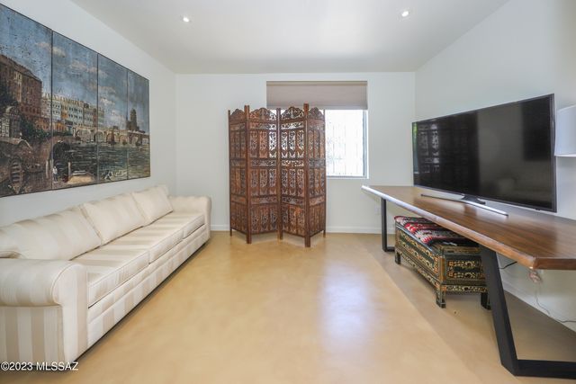 2791 W Casas Circle, Tucson, AZ 85742