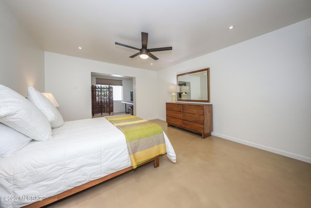 2791 W Casas Circle, Tucson, AZ 85742