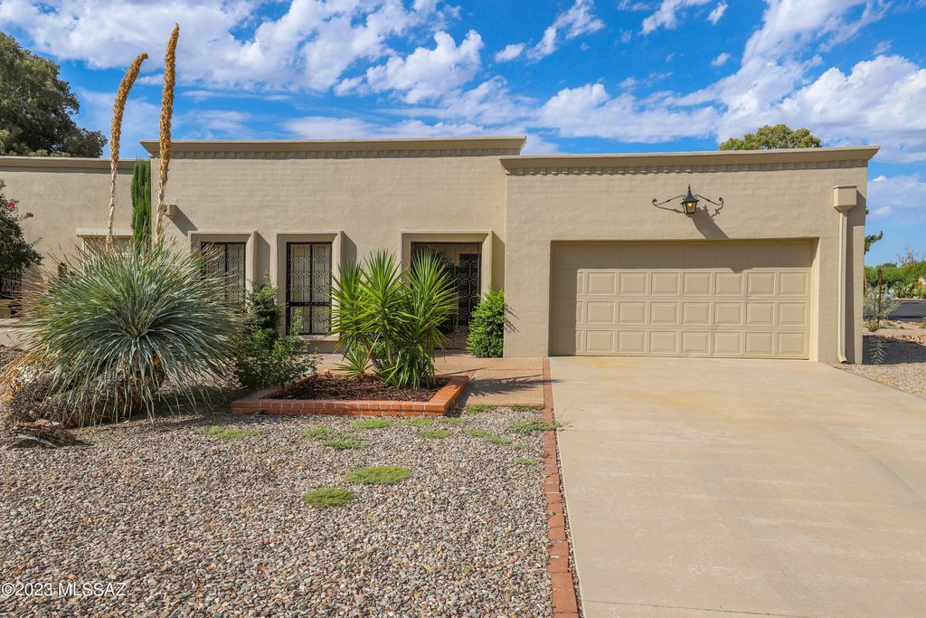 2791 W Casas Circle, Tucson, AZ 85742