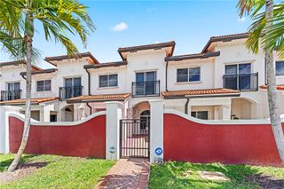 3535 NW 29th Court, Lauderdale Lakes, FL 33311
