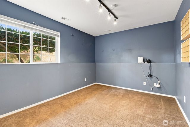 1565 Nordic Place, Poulsbo, WA 98370