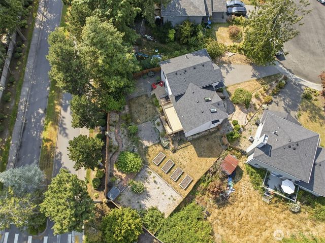 1565 Nordic Place, Poulsbo, WA 98370