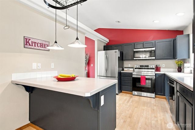 1565 Nordic Place, Poulsbo, WA 98370