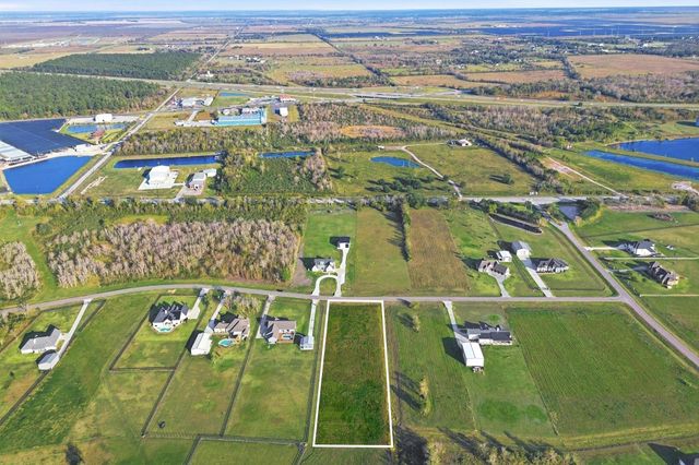 22810 Chenango Lake Drive, Angleton, TX 77515