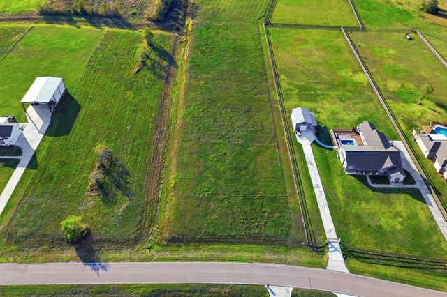 22810 Chenango Lake Drive, Angleton, TX 77515