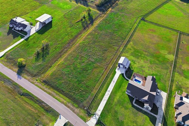 22810 Chenango Lake Drive, Angleton, TX 77515