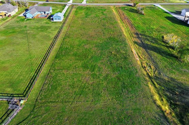 22810 Chenango Lake Drive, Angleton, TX 77515