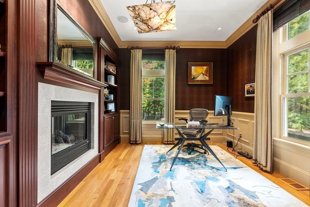 9 Stonegate Dr, Westwood, MA 02090