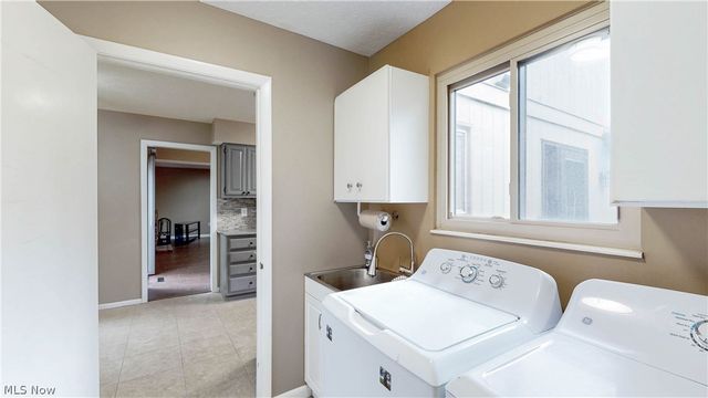 19533 Idlewood Trail 20-1, Strongsville, OH 44149