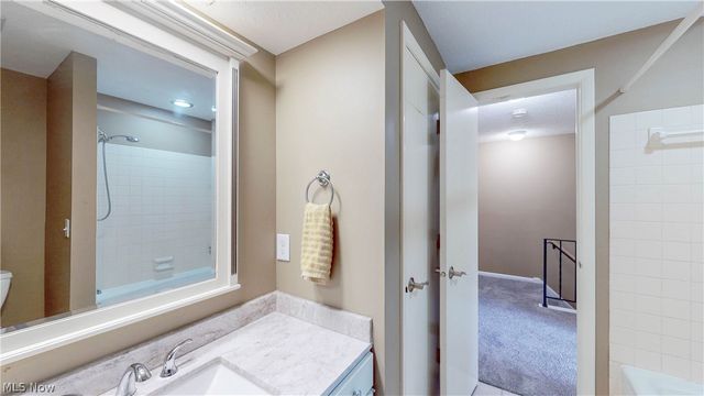 19533 Idlewood Trail 20-1, Strongsville, OH 44149