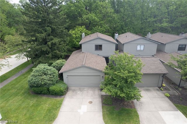 19533 Idlewood Trail 20-1, Strongsville, OH 44149