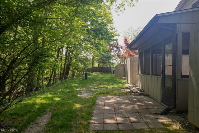 19533 Idlewood Trail 20-1, Strongsville, OH 44149