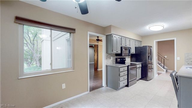 19533 Idlewood Trail 20-1, Strongsville, OH 44149