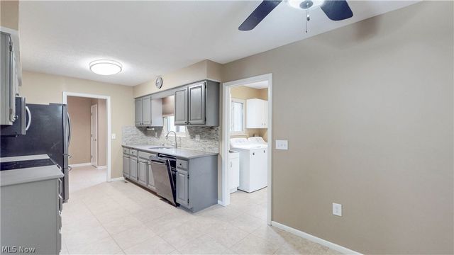 19533 Idlewood Trail 20-1, Strongsville, OH 44149