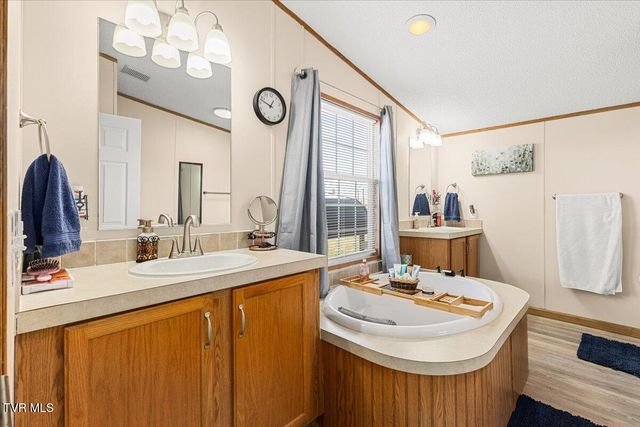 125 Astor Bowers Road, Greeneville, TN 37743