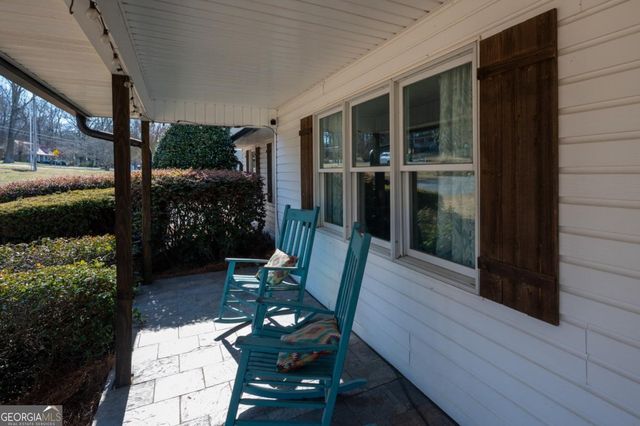 153 Thelma Road SW, Calhoun, GA 30701