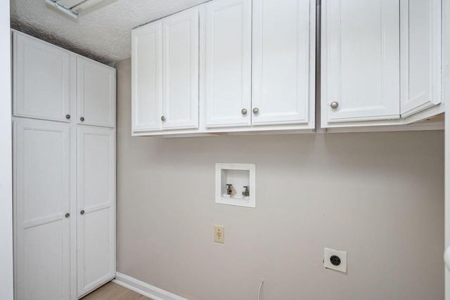 3190 Cape Circle, Alpharetta, GA 30009