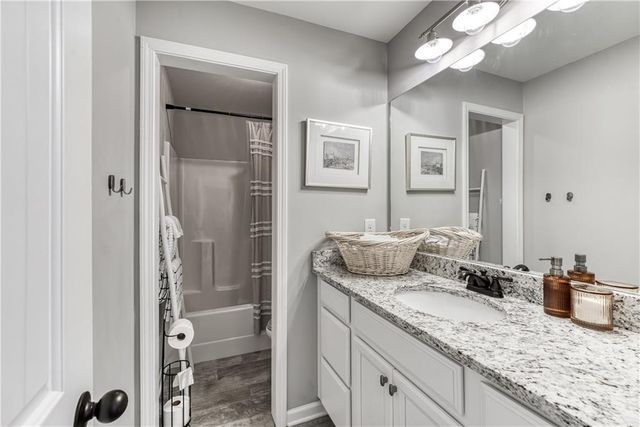 5857 Dolvin Lane, Buford, GA 30518