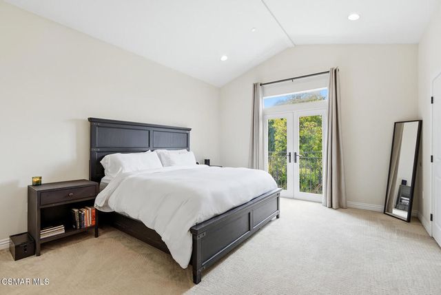 4541 Colfax Avenue 101, North Hollywood, CA 91602