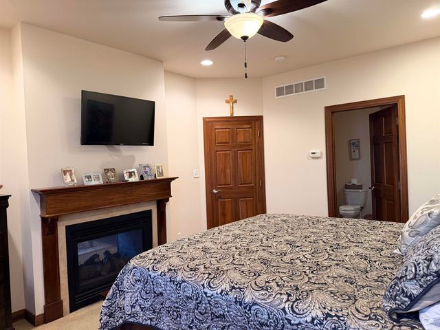 1412 Oaktree Place, Manhattan, KS 66503