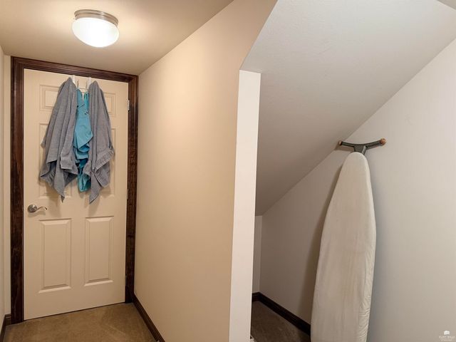 1412 Oaktree Place, Manhattan, KS 66503