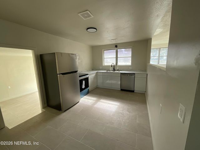 9787 KLINE Road, Jacksonville, FL 32246