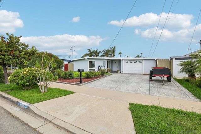 857 Holly Ave, Imperial Beach, CA 91932