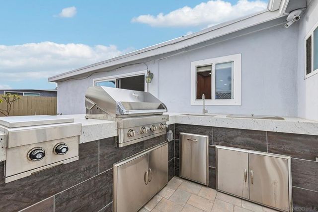 857 Holly Ave, Imperial Beach, CA 91932