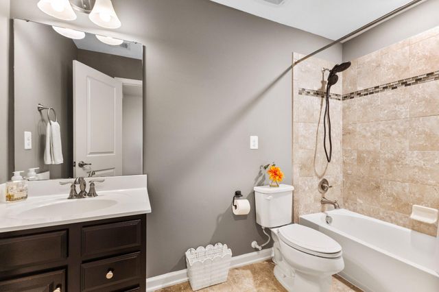 12380 SOUTHINGTON DR, Woodbridge, VA 22192