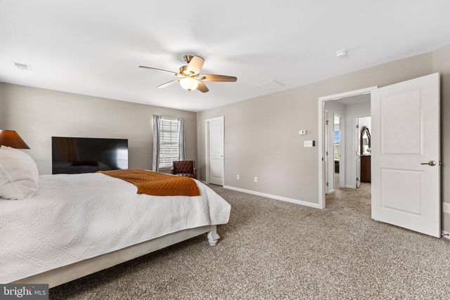12380 SOUTHINGTON DR, Woodbridge, VA 22192