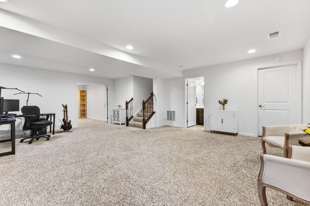 12380 SOUTHINGTON DR, Woodbridge, VA 22192