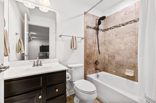 12380 SOUTHINGTON DR, Woodbridge, VA 22192