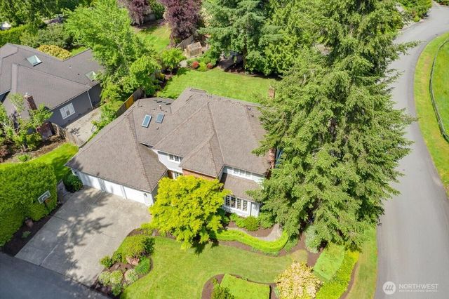23956 NE 31st Way, Sammamish, WA 98074