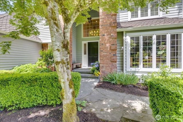 23956 NE 31st Way, Sammamish, WA 98074