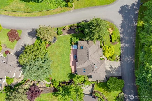 23956 NE 31st Way, Sammamish, WA 98074
