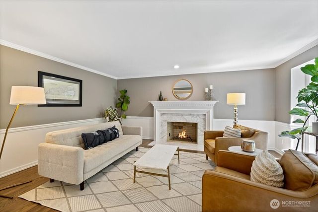 23956 NE 31st Way, Sammamish, WA 98074