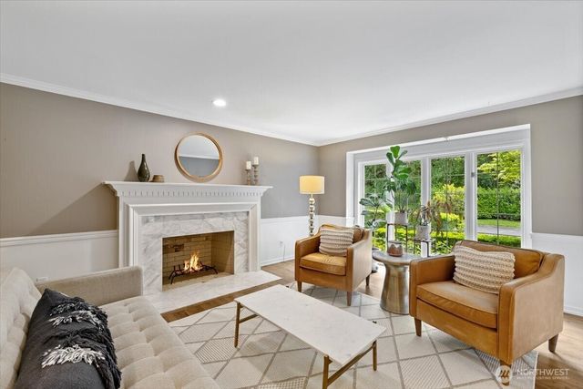 23956 NE 31st Way, Sammamish, WA 98074