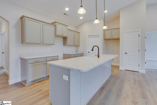 108 Walters Way, Pickens, SC 29671