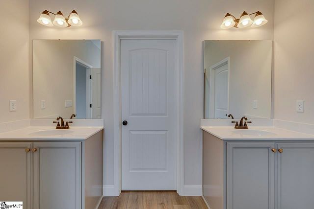 108 Walters Way, Pickens, SC 29671