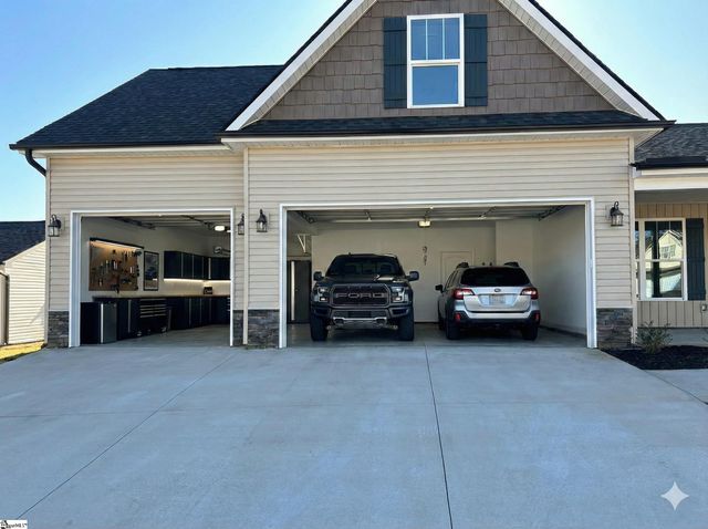 108 Walters Way, Pickens, SC 29671